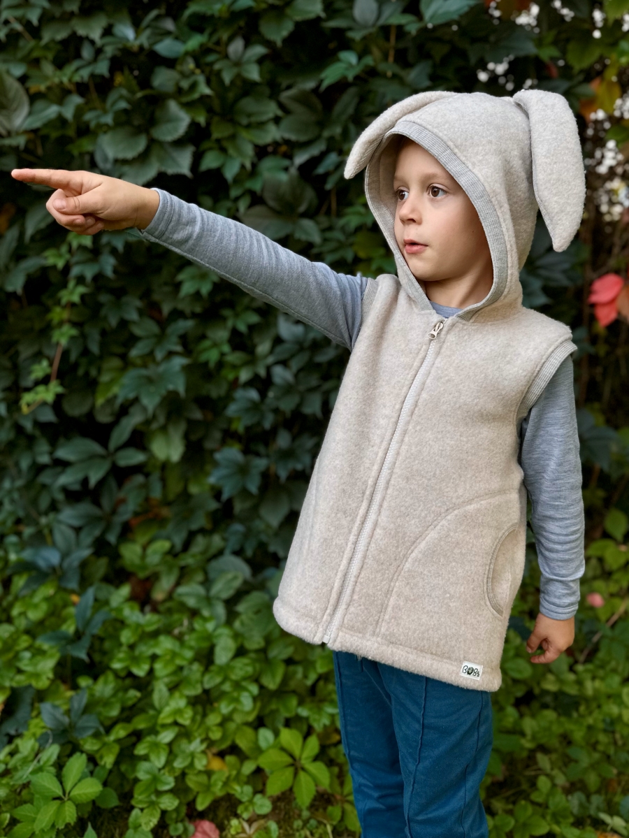 BEZRĘKAWNIK POLAR MERINO Z USZKAMI BEŻOWY