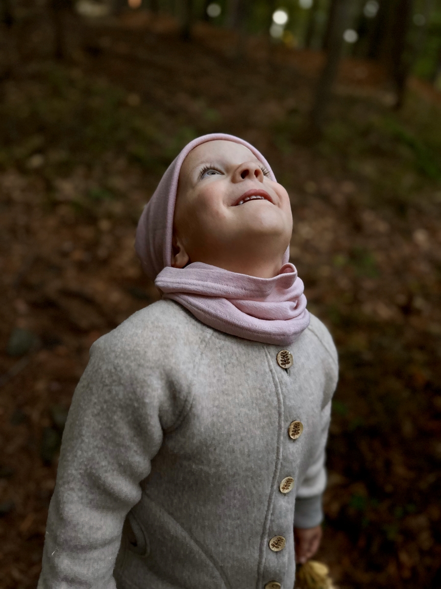 BEŻOWA POLAROWA KURTKA MERINO NA GUZIKI - obrazek 3