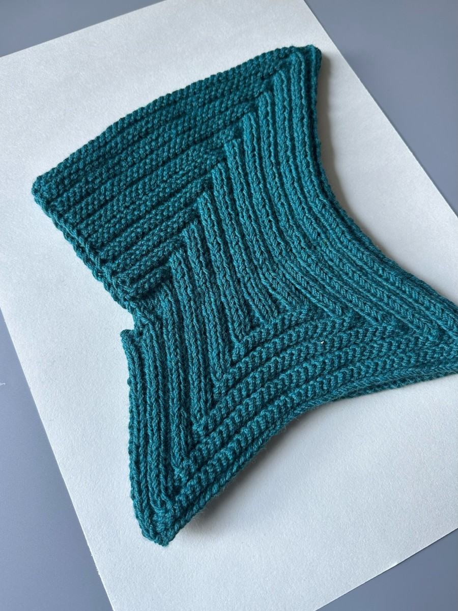 CZAPKA KRASNOLUDKA 100% MERINO TURKUSOWA
