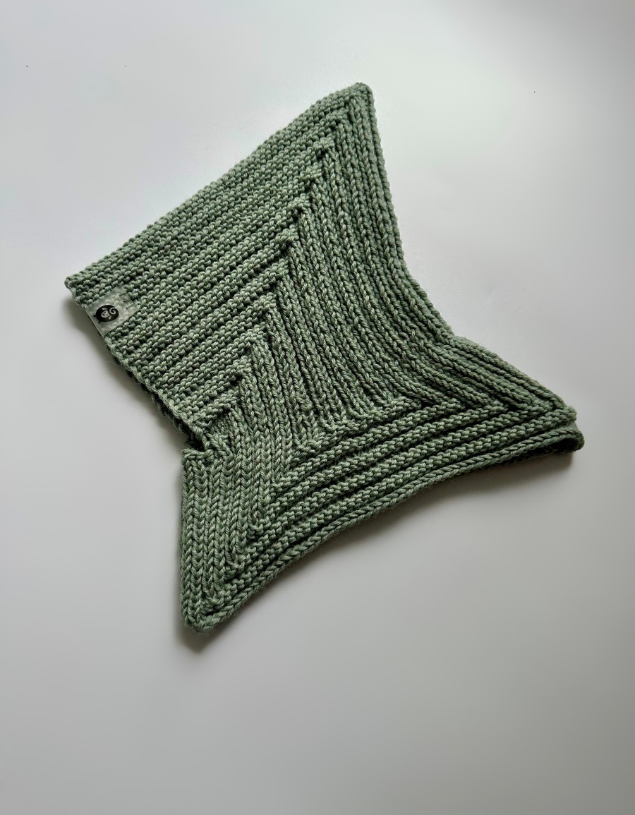 CZAPKA KRASNOLUDKA 100% MERINO MIĘTA